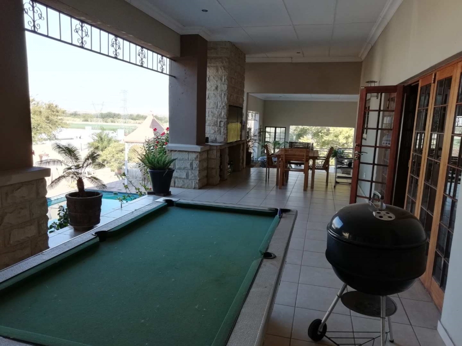 5 Bedroom Property for Sale in Keidebees Northern Cape
